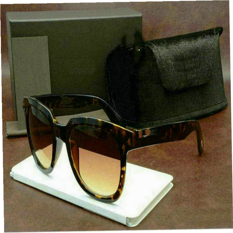 luxury top qualtiy New Fashion 211 Tom Sunglasses For Man Woman Eika Eyewear ford Designer Brand Sun Glasses with original box free shippin
luxury top qualtiy New Fashion 211 Tom Sunglasses For Man Woman Eika Eyewear ford Designer Brand Sun Glasses with original box free shippin