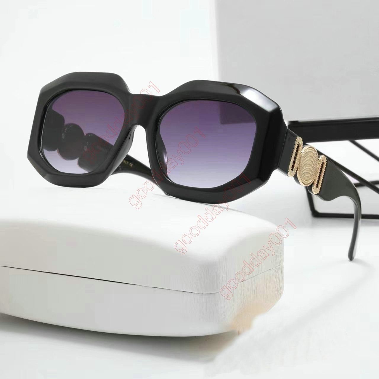 2022 New Fashion Medusaes Glam Pilot Sunglasses Big Frame Sunglasses Men Square Metal Sun Glasses Women Retro SunGlass Vintage High Quality Gafas Oculos De Sol 118
2022 New Fashion Medusaes Glam Pilot Sunglasses Big Frame Sunglasses Men Square Metal Sun Glasses Women Retro SunGlass Vintage High Quality Gafas Oculos De Sol 118
