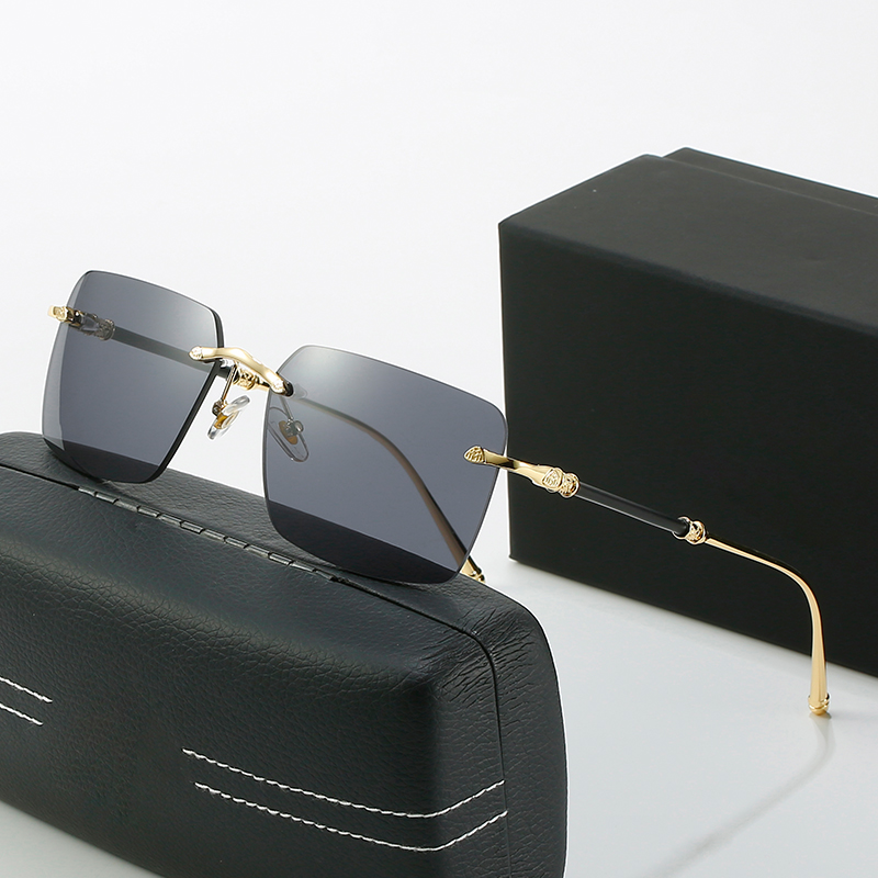 Luxury Designer Sunglasses Woman Men Fashion MAYBA Buffalo Horn Sun glasses Driving Women Buffs Shades Eyewear Rimless Square Vintage Retro Sunglasses Gafas De Sol
Luxury Designer Sunglasses Woman Men Fashion MAYBA Buffalo Horn Sun glasses Driving Women Buffs Shades Eyewear Rimless Square Vintage Retro Sunglasses Gafas De Sol