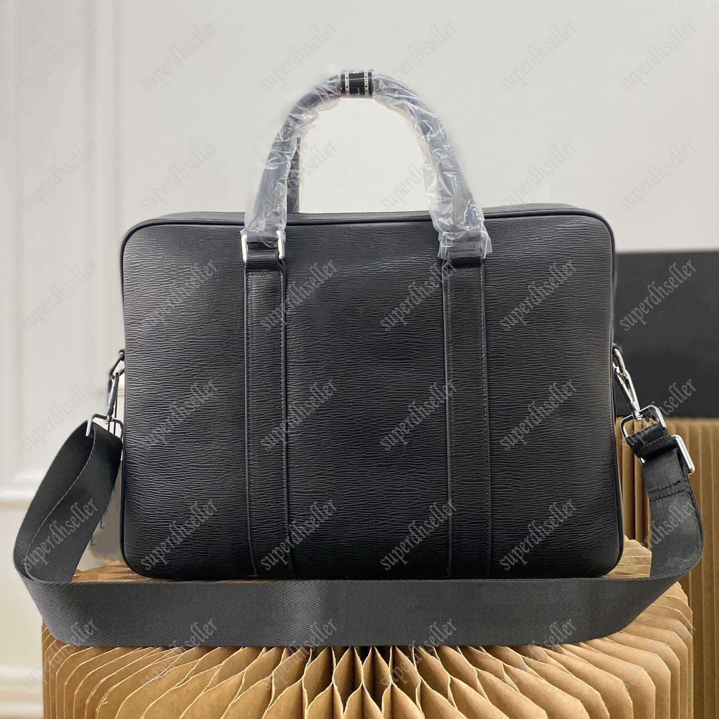 Top Quality Leather Totes Men Luxury Designer Shoulder Bags Business Handbags Fashion Casual Crossbody Bag Large Capacity Briefcases Unisex, Increase freight
Top Quality Leather Totes Men Luxury Designer Shoulder Bags Business Handbags Fashion Casual Crossbody Bag Large Capacity Briefcases Unisex, Increase freight