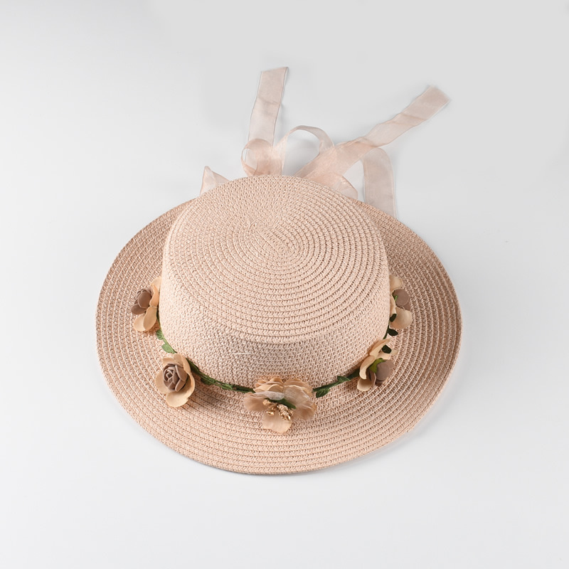 Summer New Garland Straw Hats Ladies Short Brimmed Beach Hat Outdoor Travel Sunshade Top Caps