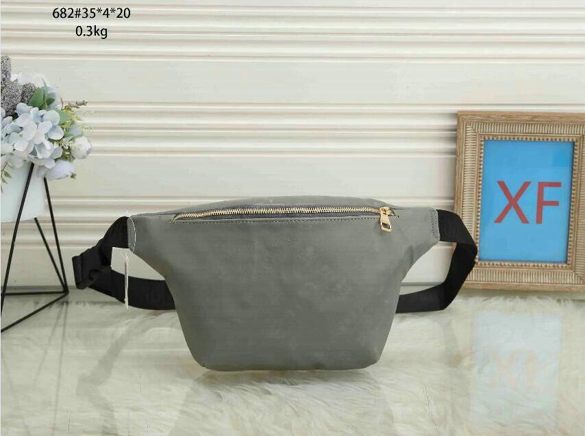 Bumbag Cross Body Waist Bags Bumbags Fanny Pack Bum flowers Famous soft leather Luxurys designers bags Serial Number Date Code DustBag 682#35x4x20, Black
Bumbag Cross Body Waist Bags Bumbags Fanny Pack Bum flowers Famous soft leather Luxurys designers bags Serial Number Date Code DustBag 682#35x4x20, Black