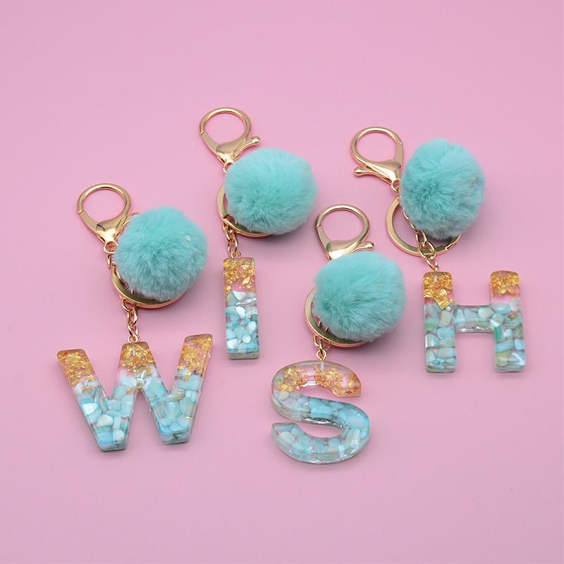 Keychains Women Hairball Letter Keychain 26 English Alphabet Key Chain Fur Ball Green Shell Gold Foil Epoxy Bag Pendant Couples Girls Gift
Keychains Women Hairball Letter Keychain 26 English Alphabet Key Chain Fur Ball Green Shell Gold Foil Epoxy Bag Pendant Couples Girls Gift