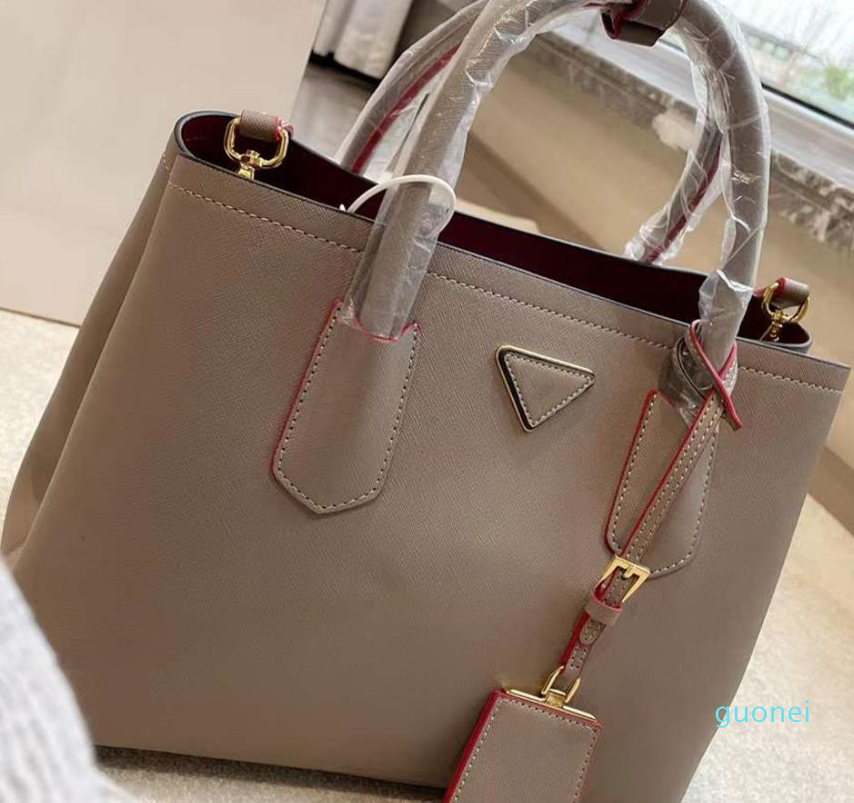 Designer-Double Designer Bags Women Handbags Purses Top Quality Shopping Bag Large Capacity Shoulder Totes Classic with Letters 666
Designer-Double Designer Bags Women Handbags Purses Top Quality Shopping Bag Large Capacity Shoulder Totes Classic with Letters 666