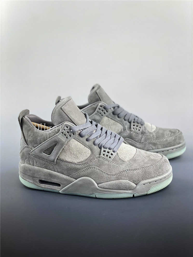 Authentic Kaws x 4 Cool Grey White Black Shoes Men Women Glow In The Dark 4S XX Sports Outdoor Sneakers With Original Box With Dust Bag, Customize
Authentic Kaws x 4 Cool Grey White Black Shoes Men Women Glow In The Dark 4S XX Sports Outdoor Sneakers With Original Box With Dust Bag, Customize