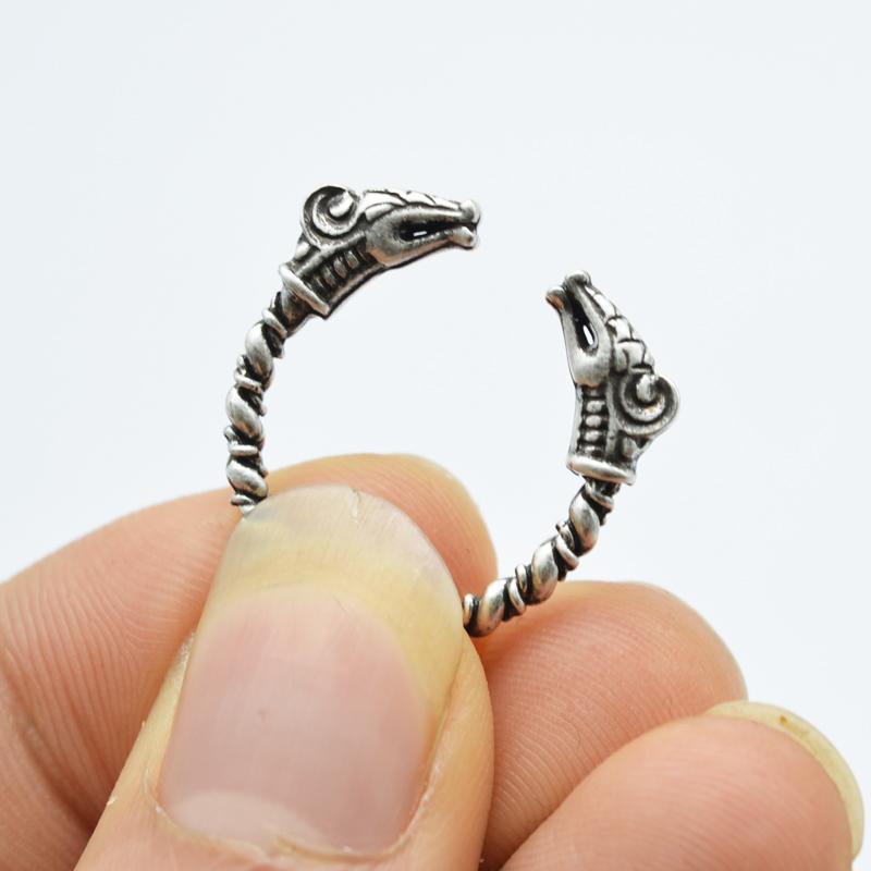 1pcs Antique Silver Viking Ring For Men Adjustable Dragon Rings Norse Vikings Mythology Jewelry RG12
1pcs Antique Silver Viking Ring For Men Adjustable Dragon Rings Norse Vikings Mythology Jewelry RG12