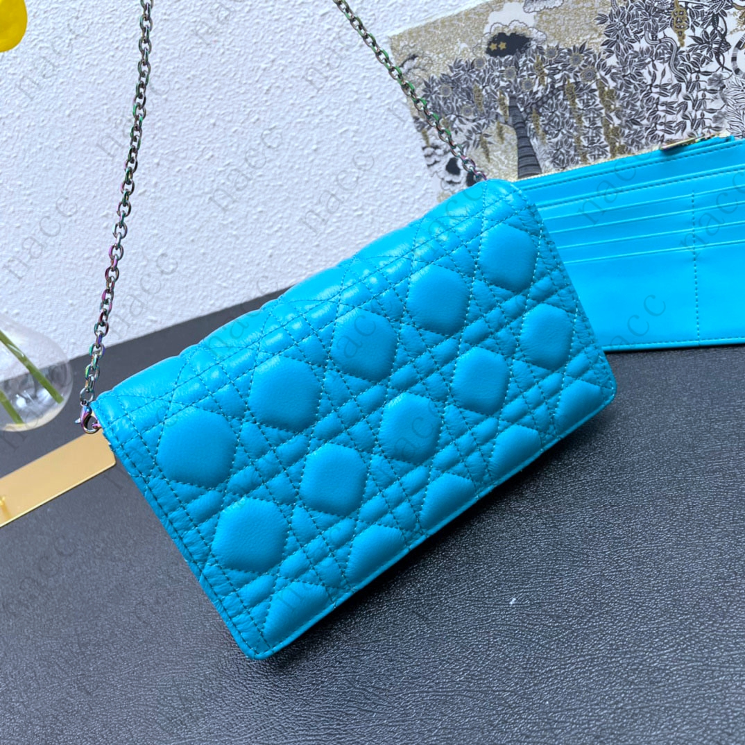 Handbag Designer Flap bag woman Luxurys real leather Fashion bags Check Plaid Tartan clutch chain Crossbody Shoulder Tote Wallet, #3 size21.5x11.5x3cm
Handbag Designer Flap bag woman Luxurys real leather Fashion bags Check Plaid Tartan clutch chain Crossbody Shoulder Tote Wallet, #3 size21.5x11.5x3cm