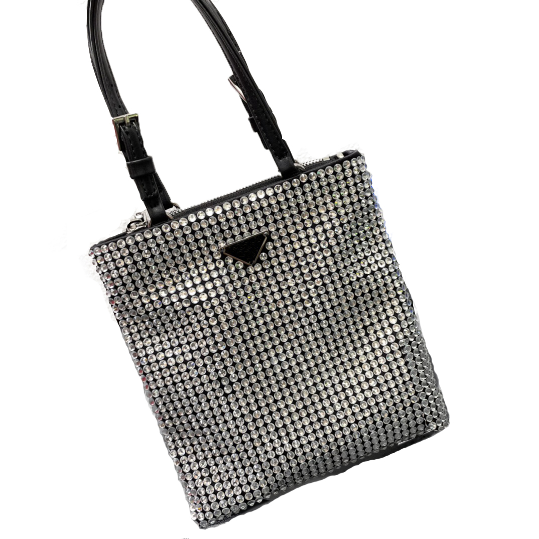 Top quality Diamond Zipper Pocket tote bag women Luxury Shoulder Bag Diamante designer Handbags purse Messenger Bags Tassel Cross body, Yellow
Top quality Diamond Zipper Pocket tote bag women Luxury Shoulder Bag Diamante designer Handbags purse Messenger Bags Tassel Cross body, Yellow