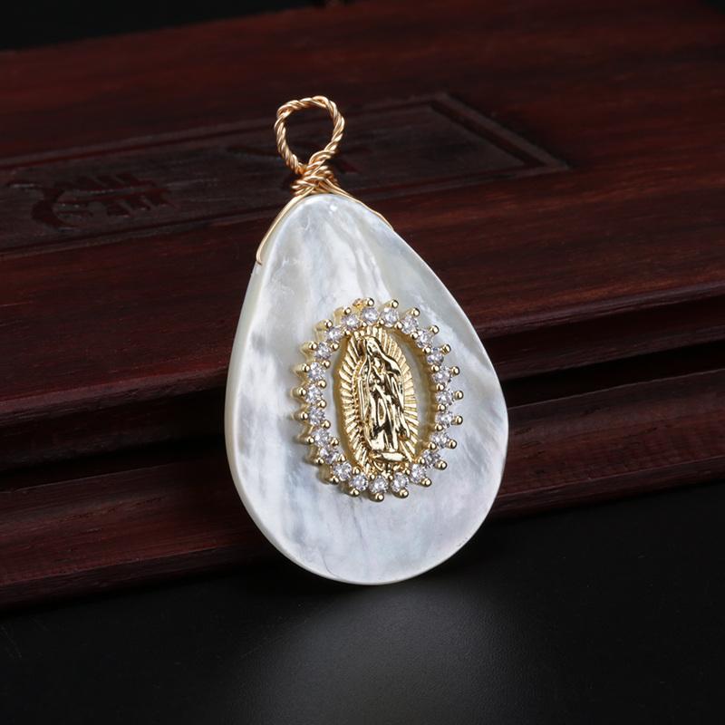 Pendant Necklaces White Clear Cz Glass Crystal Paved Virgin Mary Religious Charm Natural Water Drop Shell Choker Necklace For WomenPendant
Pendant Necklaces White Clear Cz Glass Crystal Paved Virgin Mary Religious Charm Natural Water Drop Shell Choker Necklace For WomenPendant