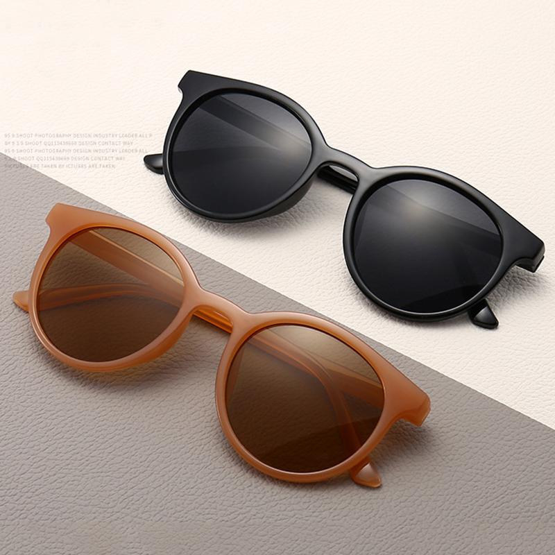 Sunglasses Retro Round White Large Frame Glasses Women Men Face Female Tide With The Same PolarizedSunglasses
Sunglasses Retro Round White Large Frame Glasses Women Men Face Female Tide With The Same PolarizedSunglasses
