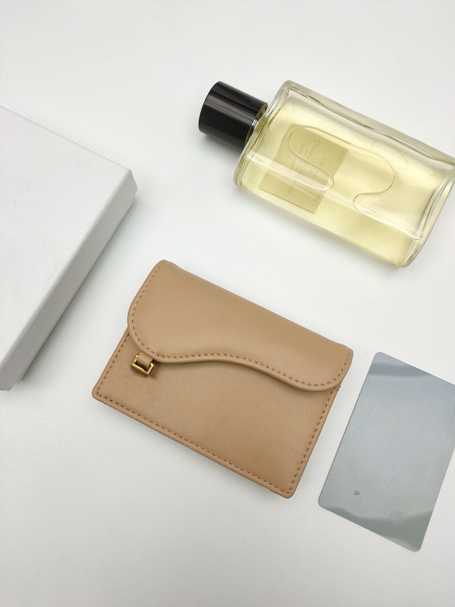 2022 New Designer Luxury Short Wallets for Women Fashion L Classic Wallet Ladies Handbag Coin Pocket Cardhorder Leather Mens Clutch Bag Famous Purse e1ev#, I need see other product
2022 New Designer Luxury Short Wallets for Women Fashion L Classic Wallet Ladies Handbag Coin Pocket Cardhorder Leather Mens Clutch Bag Famous Purse e1ev#, I need see other product