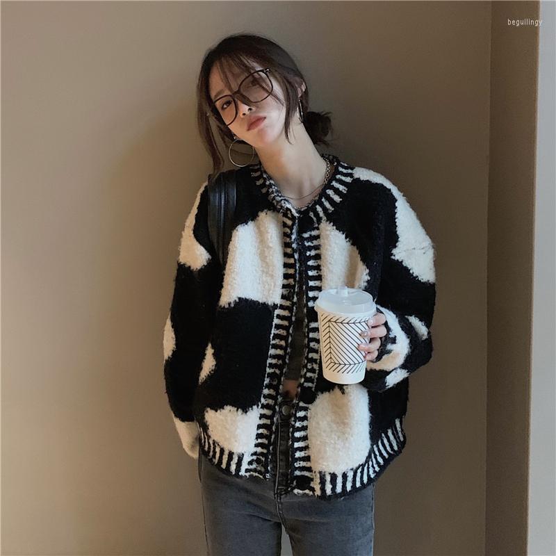 Women' Knits & Tees Cow Pattern Print Single-Breasted Button Thick Sweater Cardigan Female Black And White Crew Neck Elegant ChicWomen' Be
Women' Knits & Tees Cow Pattern Print Single-Breasted Button Thick Sweater Cardigan Female Black And White Crew Neck Elegant ChicWomen' Be