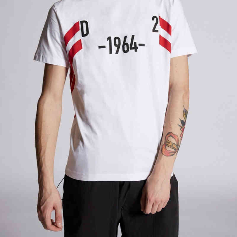 22ss Summer Clothing New D2 Pattern T Shirt Men's Polo shirt Luxury Designer Dsquare Print Tee O-Neck Short Sleeve Top Black White Fashion TShirts Men DS912
22ss Summer Clothing New D2 Pattern T Shirt Men's Polo shirt Luxury Designer Dsquare Print Tee O-Neck Short Sleeve Top Black White Fashion TShirts Men DS912
