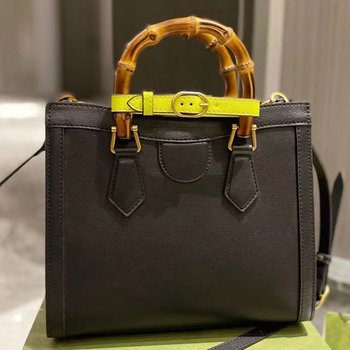 Genuine high-quality female leather handbags shoulder bag luxury texture design for women Western-style shoulder bags 2021nova