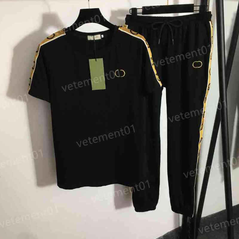 Womens Two Piece Pants 3D Lettering Short-sleeved T-shirt And Webbing Edge Casual Trousers 2 Piece Sets Designer Tracksuits For Women Clothing 0912
Womens Two Piece Pants 3D Lettering Short-sleeved T-shirt And Webbing Edge Casual Trousers 2 Piece Sets Designer Tracksuits For Women Clothing 0912