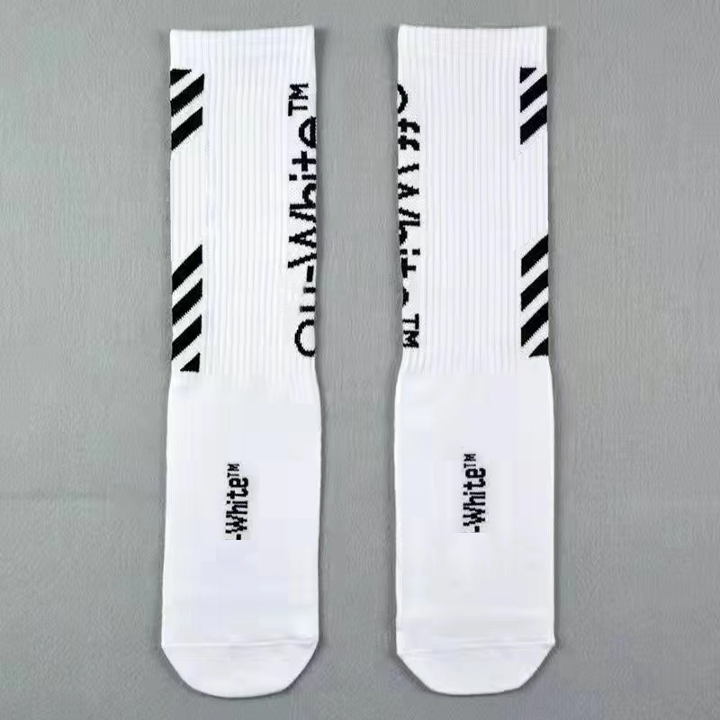 Off Fashion Mens Streetwear Socks Women Men High Quality Cotton Allmatch Arrow XXX Printing Breathable Black White Mixing Footbal
