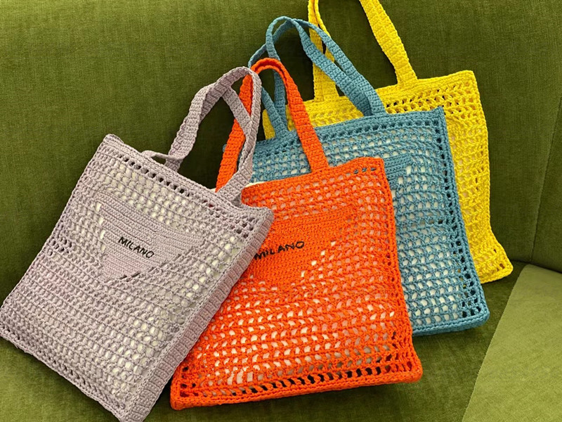 Top quality Designer tote Shoulder fashion Shopping Bags woman Straw Totes Nylon leather Crossbody bag Genuine Beach Bags Handbags Lady wallet Purses large, Nude
Top quality Designer tote Shoulder fashion Shopping Bags woman Straw Totes Nylon leather Crossbody bag Genuine Beach Bags Handbags Lady wallet Purses large, Nude