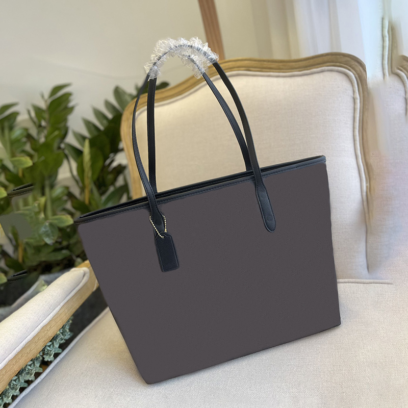 Trendy new womens handbag borse large capacity central fashion tote borsa donna lining zip pocket shopping bag sac femme designer lady shoulder bag, Black
Trendy new womens handbag borse large capacity central fashion tote borsa donna lining zip pocket shopping bag sac femme designer lady shoulder bag, Black