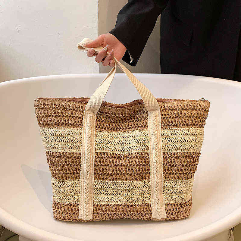 Large Capacity Straw Woven Large Bag Women's Bag New Foreign Style Woven Hand-held Shoulder Bag Summer Fashion Tote Bag220614, Blue
Large Capacity Straw Woven Large Bag Women's Bag New Foreign Style Woven Hand-held Shoulder Bag Summer Fashion Tote Bag220614, Blue