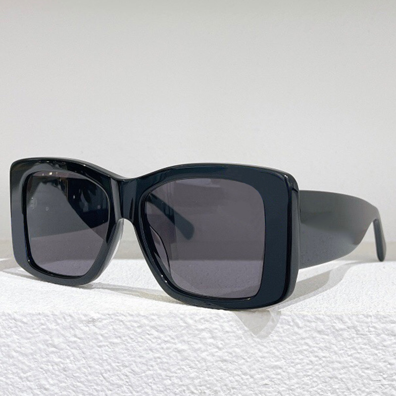 Official Website Mens Womens Acetate SQUARE SUNGLASSES 71472A Large Frame Wide Temples Logo Shows Brand Personality Well-known Brand Glasses with Original Box
Official Website Mens Womens Acetate SQUARE SUNGLASSES 71472A Large Frame Wide Temples Logo Shows Brand Personality Well-known Brand Glasses with Original Box