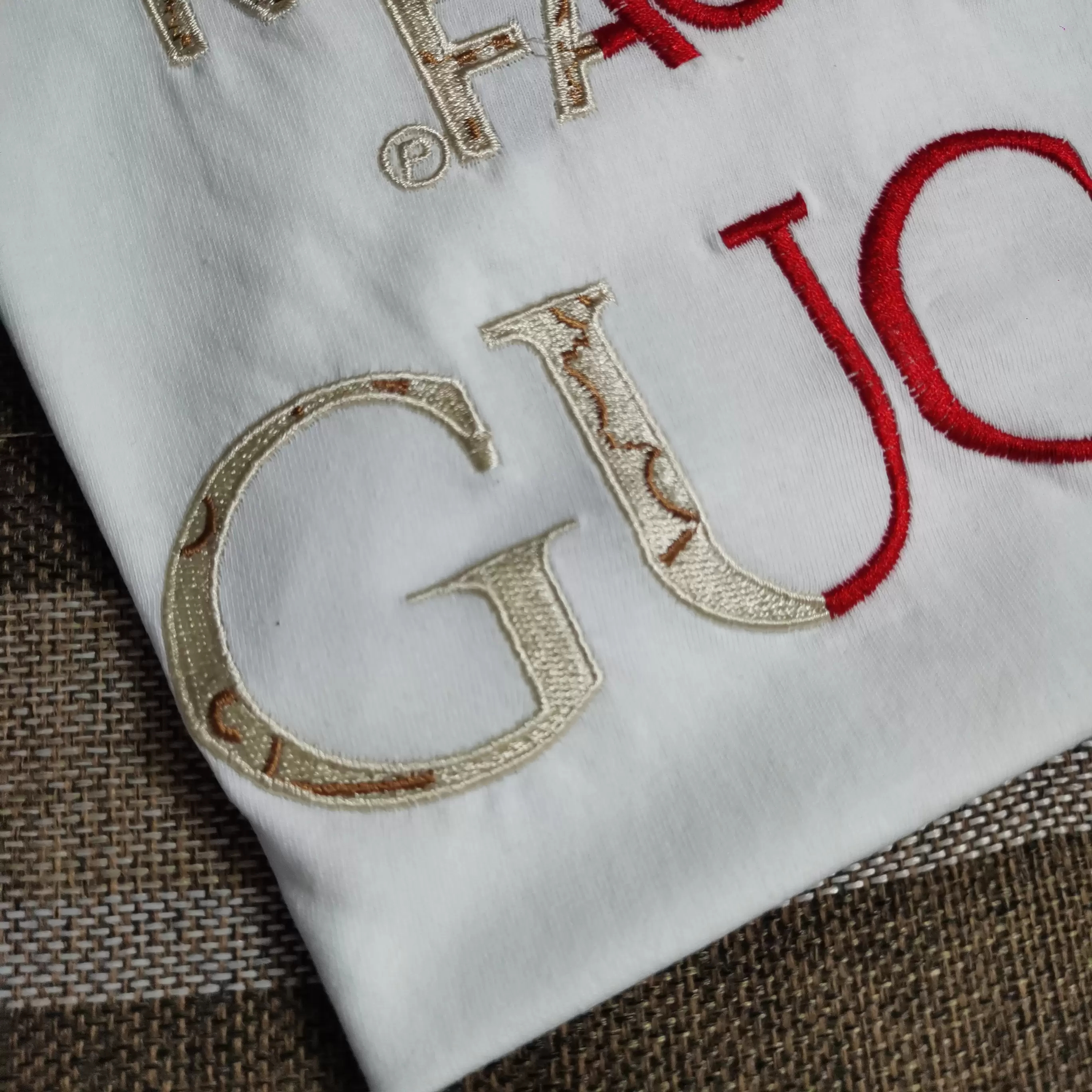 Men Women Designer T Shirts Short Summer Fashion Casual with Brand Letter Embroidery High Quality Designers Clothing, Size do not sell
Men Women Designer T Shirts Short Summer Fashion Casual with Brand Letter Embroidery High Quality Designers Clothing, Size do not sell