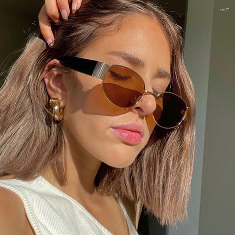 Sunglasses Vintage Female Fashion Punk Oval Women's Tea Shades Brand Design Metal Retro Eyewear UV400Sunglasses
Sunglasses Vintage Female Fashion Punk Oval Women's Tea Shades Brand Design Metal Retro Eyewear UV400Sunglasses
