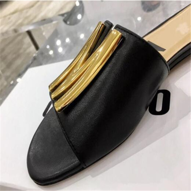 High quality Womens Sandals Fashion Flats Slippers Black White Genuine Leather Slides Summer Shoes Ladies Flip Flops