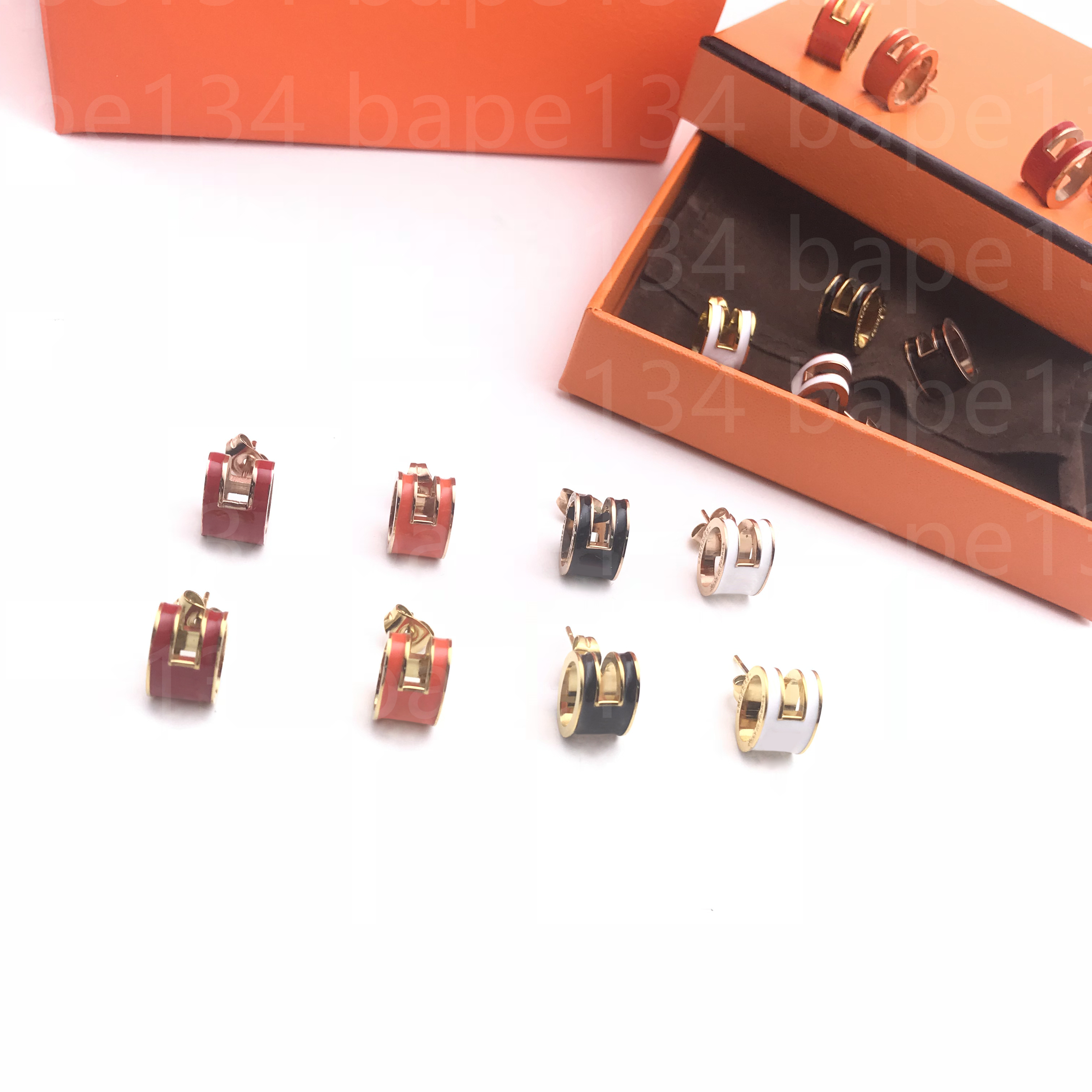 Designer earrings for women jewlery Letter Stud Luxury Classic Brand earring Wedding Party gold Silver Rose gold Gift Jewelry multi-color options available with box
Designer earrings for women jewlery Letter Stud Luxury Classic Brand earring Wedding Party gold Silver Rose gold Gift Jewelry multi-color options available with box