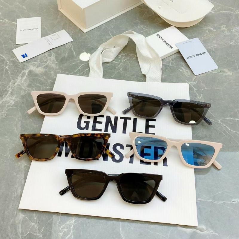Sunglasses 2022 Fashion Women Cat Eyes Men Designer Sun Glasses Famale Male Retro Eyewear UV400 Shades
Sunglasses 2022 Fashion Women Cat Eyes Men Designer Sun Glasses Famale Male Retro Eyewear UV400 Shades