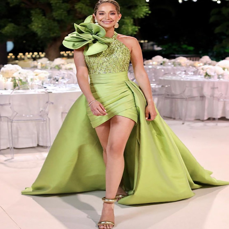 Gorgeous High Low Sage Prom Dresses 2022 Halter Neck Beaded Front Short Evening Dress With Flowers Satin Long Train Cocktail Party Gowns Elegant Robes