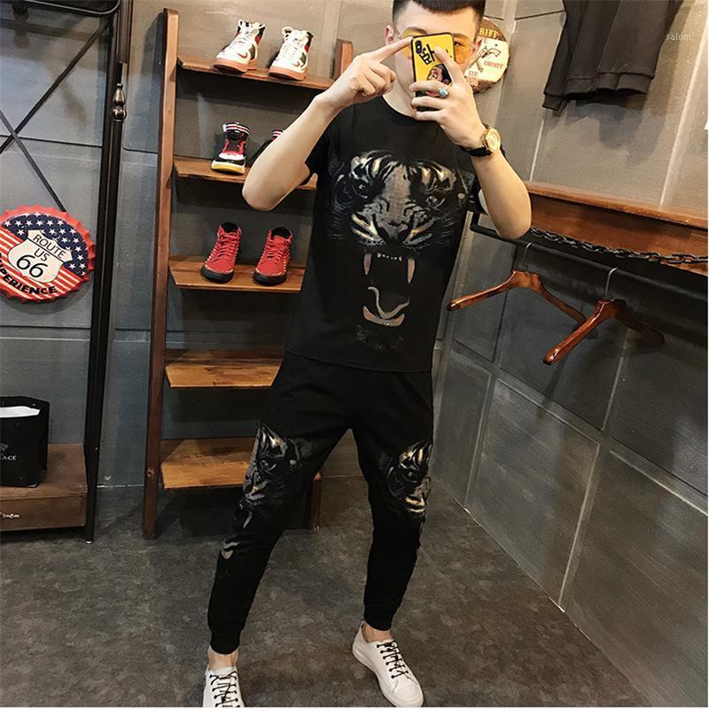 Men's Tracksuits High-quality Fashion Printed Tiger Tracksuit Slim Two-piece T-shirt Pants Tight 2-piece Suit, Black
Men's Tracksuits High-quality Fashion Printed Tiger Tracksuit Slim Two-piece T-shirt Pants Tight 2-piece Suit, Black