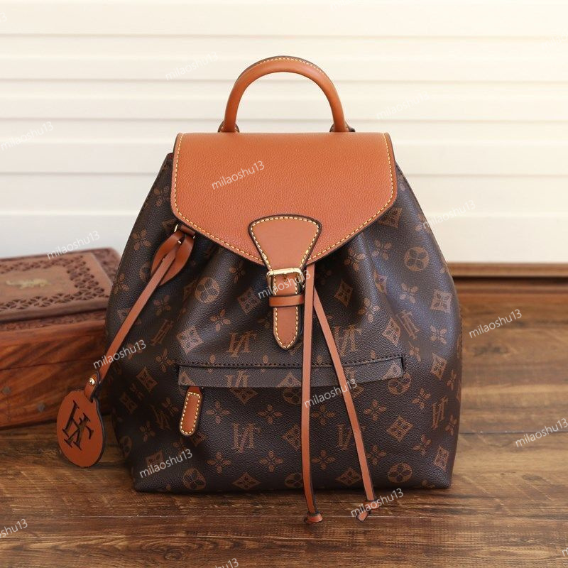 High Quality Women's Backpack Genuine Leather Vintage Travel Bag with Adjustable Shoulder Strap and Cowhide Handle Drawstring Casual Bags, As the picture shows
High Quality Women's Backpack Genuine Leather Vintage Travel Bag with Adjustable Shoulder Strap and Cowhide Handle Drawstring Casual Bags, As the picture shows