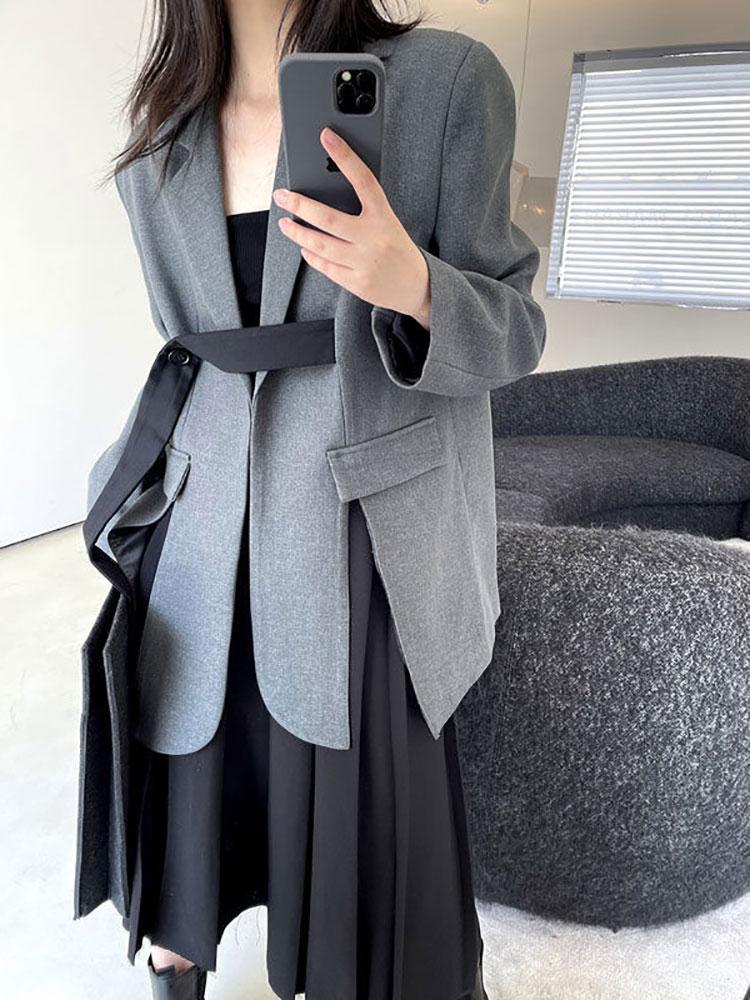 Two Piece Dress Blazer Skirt Suits Women Coat Long-sleeved Loose Suit Streamer Design Slit Thick Pleated Two-piece High Street Sashes
Two Piece Dress Blazer Skirt Suits Women Coat Long-sleeved Loose Suit Streamer Design Slit Thick Pleated Two-piece High Street Sashes