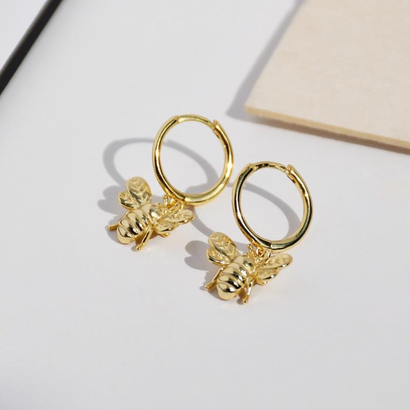 Dangle & Chandelier Sterling Silver Earring Fashion Cute Insect Bee Drop Short Personality Wild Trend Female Girl Ear JewelryDangle
Dangle & Chandelier Sterling Silver Earring Fashion Cute Insect Bee Drop Short Personality Wild Trend Female Girl Ear JewelryDangle