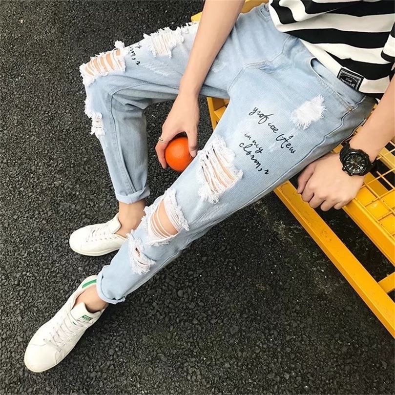 High quality spring summer Knee hole Printed Denim cowboys teenagers hip hop Distressed loop hole joker Ankle Length jeans 201128, Sky blue
High quality spring summer Knee hole Printed Denim cowboys teenagers hip hop Distressed loop hole joker Ankle Length jeans 201128, Sky blue