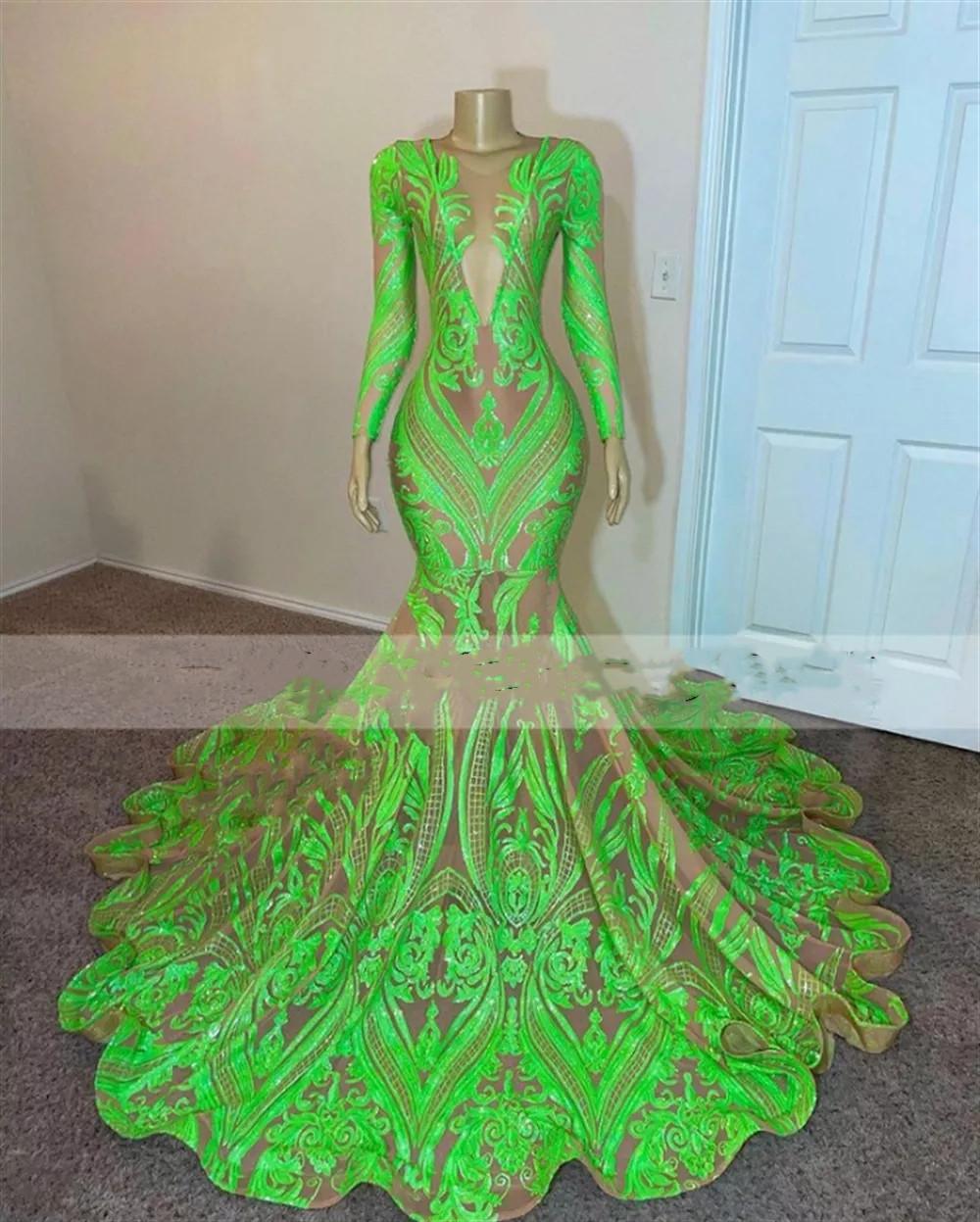 Luxury Green Lace Long Sleeve Prom Dresses 2022 For Black Girls Sheer Neck Sweep Train Plus Size Formal Evening Party Wear robe de soire