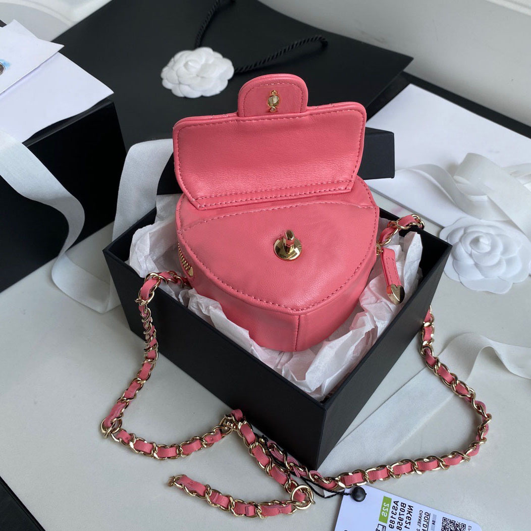 2022 New Designer Bag Genuine Leather Heart Crossbody Bags Luxury Brand Chain Shoulder Bag High Quality Female Party Envelope Fashion Pink Messenger Tote Handbags, Blue
2022 New Designer Bag Genuine Leather Heart Crossbody Bags Luxury Brand Chain Shoulder Bag High Quality Female Party Envelope Fashion Pink Messenger Tote Handbags, Blue