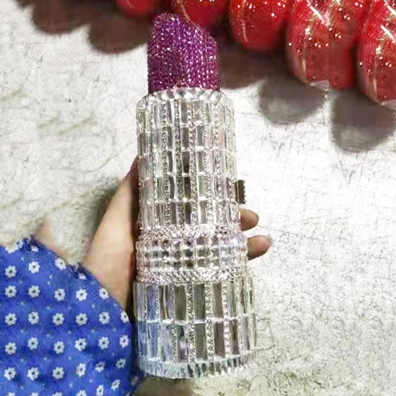 Evening Bags Arrival Top Quality Lipstick Shape Clutch Purse Fashion Women's Crystal Diamond Party Luxury Lady Shoulder BagEvening
Evening Bags Arrival Top Quality Lipstick Shape Clutch Purse Fashion Women's Crystal Diamond Party Luxury Lady Shoulder BagEvening