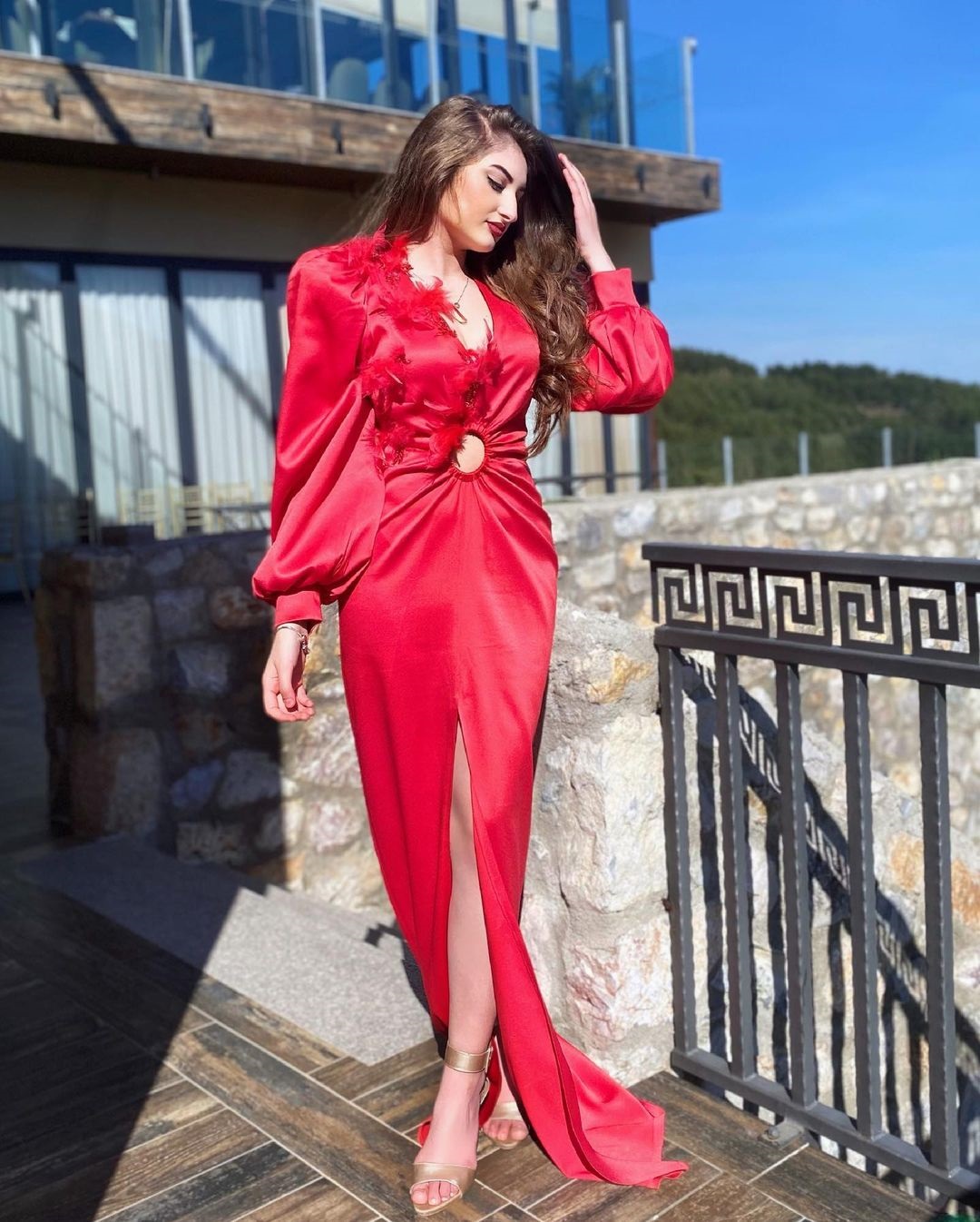 Red Sexy Dress With Long Sleeve Feather Beads Applique Lace Satin Formal Occasion Custom Made Floor-length