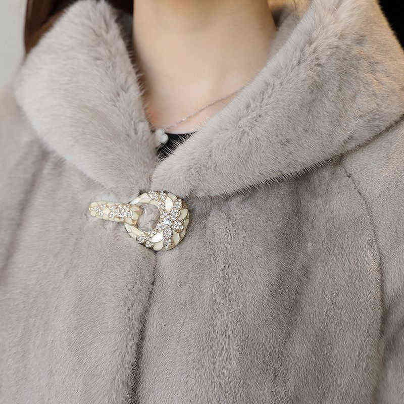 Winter Warm Hooded Oversized Fur Coat Women Elegant Thicked Faux Rabbit Long Luxury Add Cotton Fluffy White J220719
Winter Warm Hooded Oversized Fur Coat Women Elegant Thicked Faux Rabbit Long Luxury Add Cotton Fluffy White J220719
