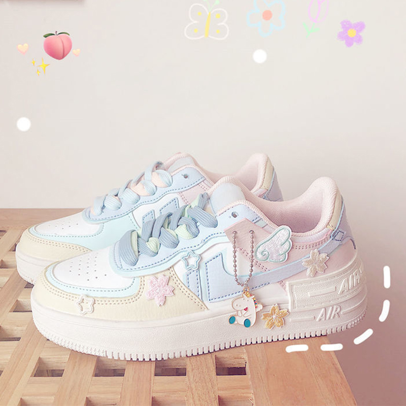 Sneakers Kanvas Warna Permen Lucu Alas Kaki Wanita Tambal Sulam Gaya Jepang Stiker Sepatu Lolita Anak Perempuan Lucu Zapatillas Mujer 220614, Pink
Sneakers Kanvas Warna Permen Lucu Alas Kaki Wanita Tambal Sulam Gaya Jepang Stiker Sepatu Lolita Anak Perempuan Lucu Zapatillas Mujer 220614, Pink