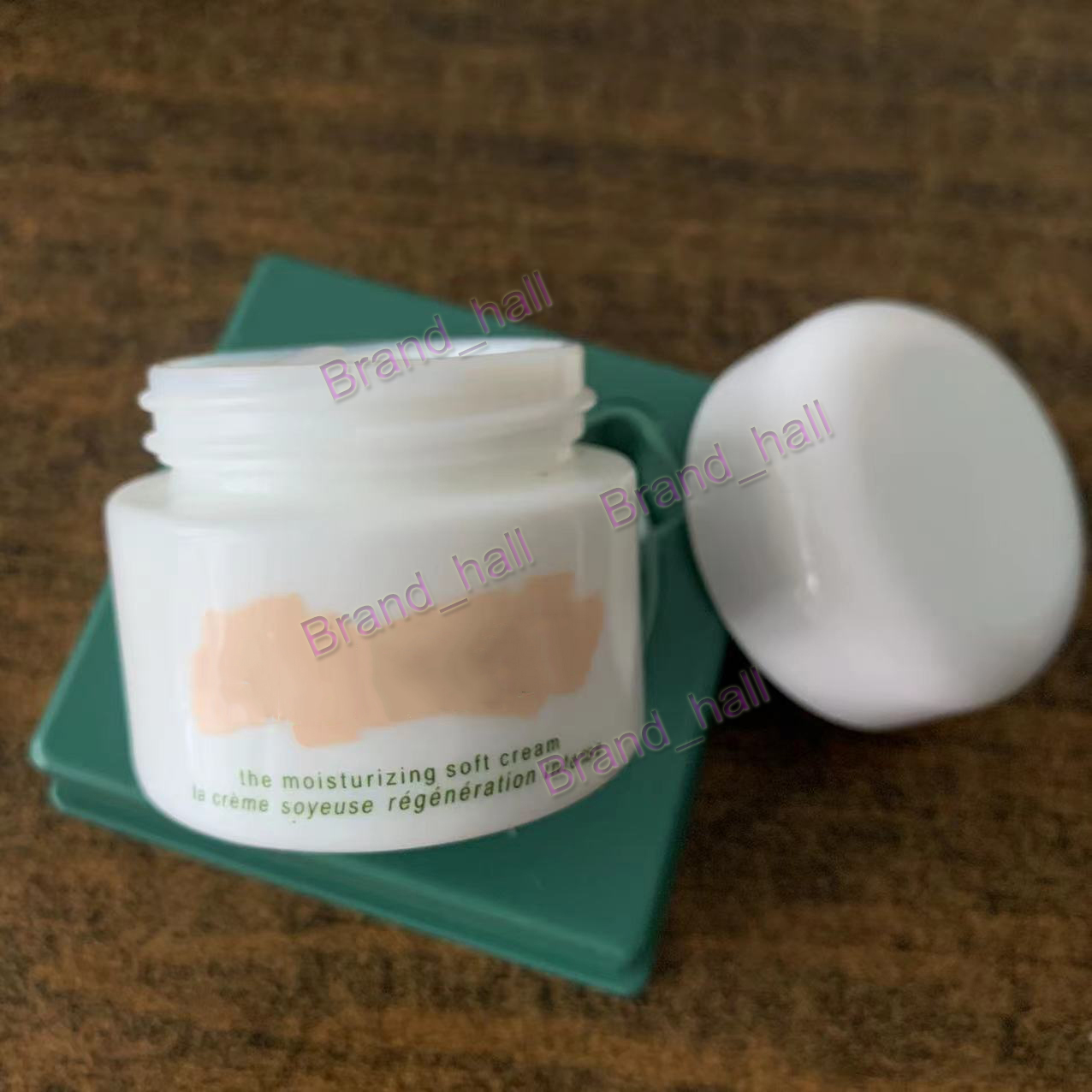 TOP Quality brand the moisturizing SOFT cream regeneration intense CREME 30ml
TOP Quality brand the moisturizing SOFT cream regeneration intense CREME 30ml