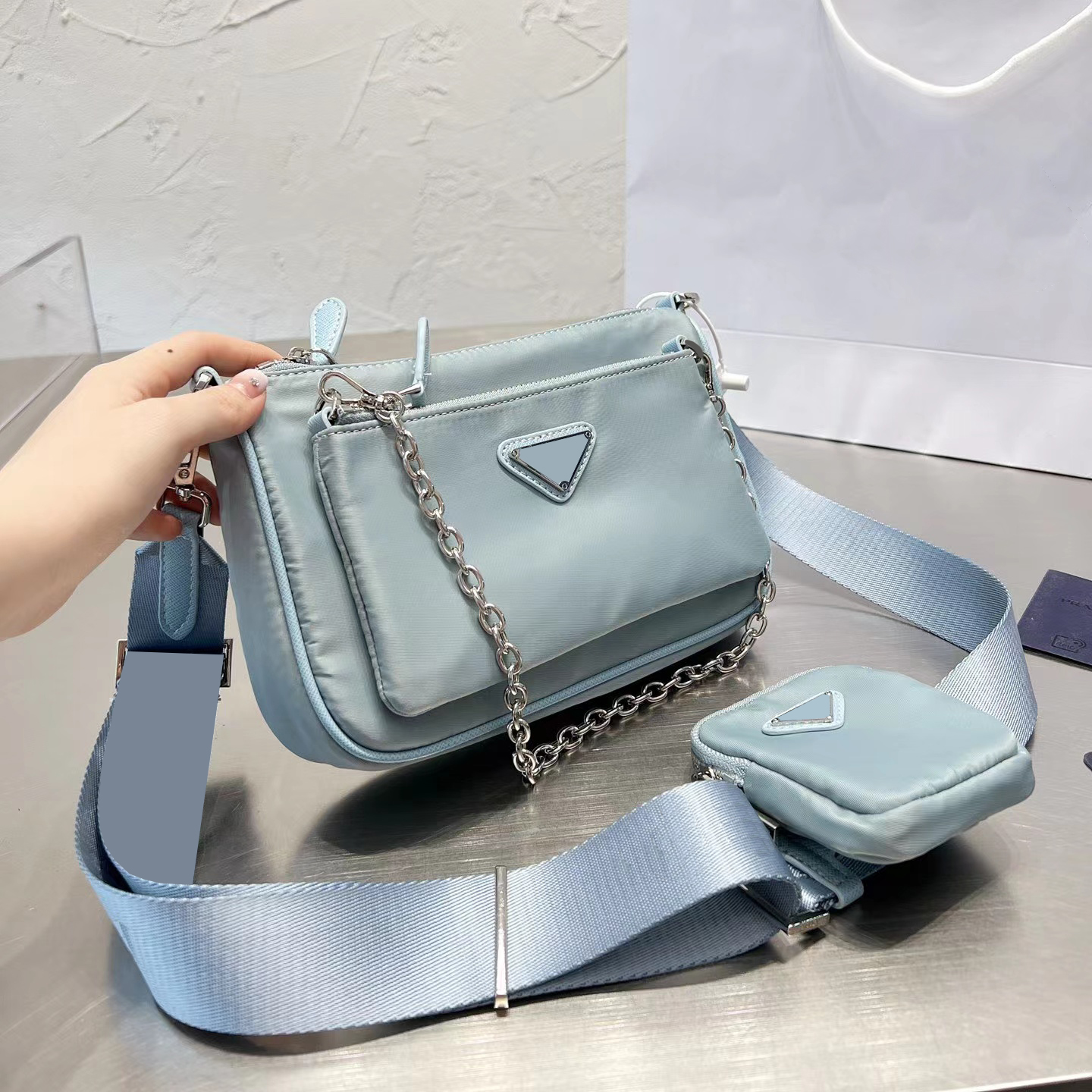 luxurys women designers bag shoulder bags handbag fashion Solid color chain wallet handbags square lady wallets purse versatile leisure package 4 colors good nice, Yellow
luxurys women designers bag shoulder bags handbag fashion Solid color chain wallet handbags square lady wallets purse versatile leisure package 4 colors good nice, Yellow