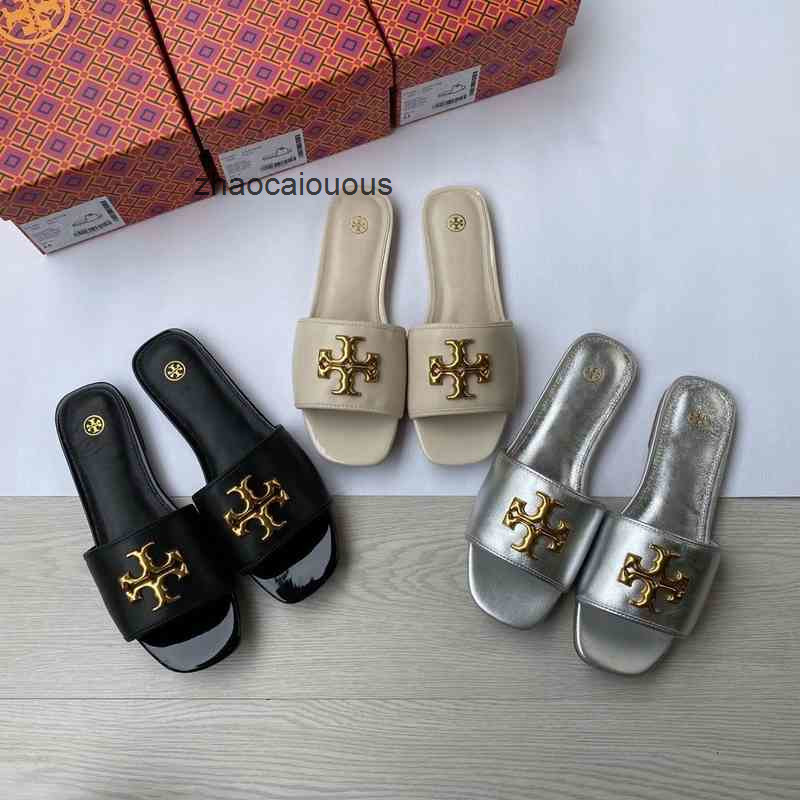 Designer T0ryss Slippers Summer Flat Women's Bottomed Casual Wear Fashionable Light Sheepskin Women', Black
Designer T0ryss Slippers Summer Flat Women's Bottomed Casual Wear Fashionable Light Sheepskin Women', Black