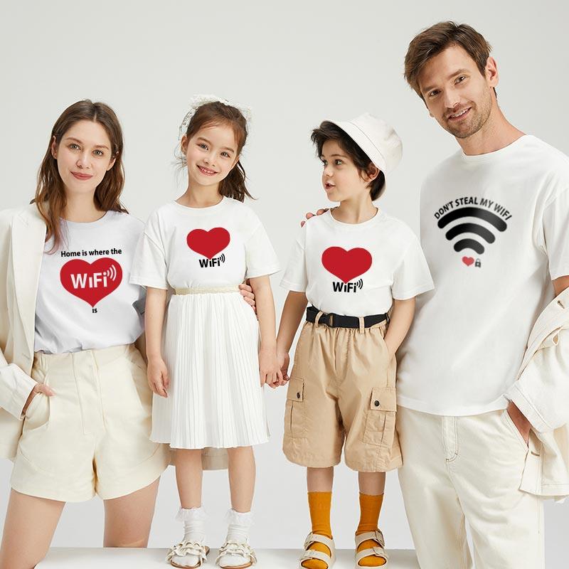 Family Matching Outfits Mom And Dad Parent-child Wear Short-sleeved T-shirt Creative Comfortable Love WIFI Letter Print A Of ThreeFamily, Gray
Family Matching Outfits Mom And Dad Parent-child Wear Short-sleeved T-shirt Creative Comfortable Love WIFI Letter Print A Of ThreeFamily, Gray