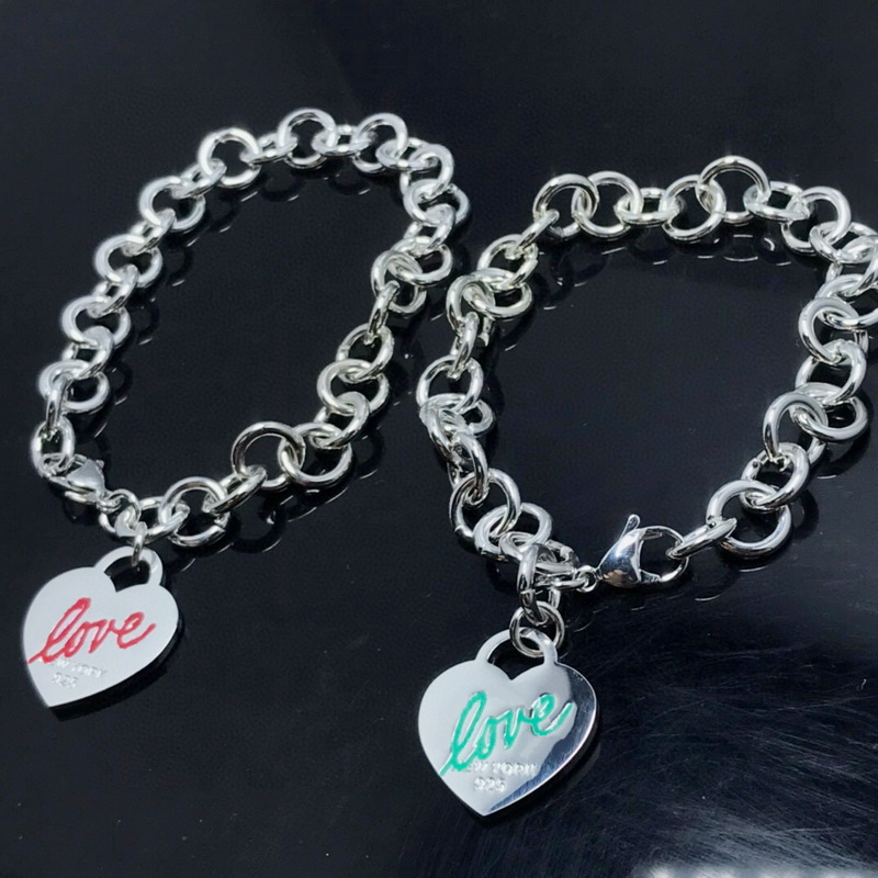 Europe America Fashion Bracelet Women Lady Silver Color Engraved 925 Letter With Heart Tag Pendant Bracelets
