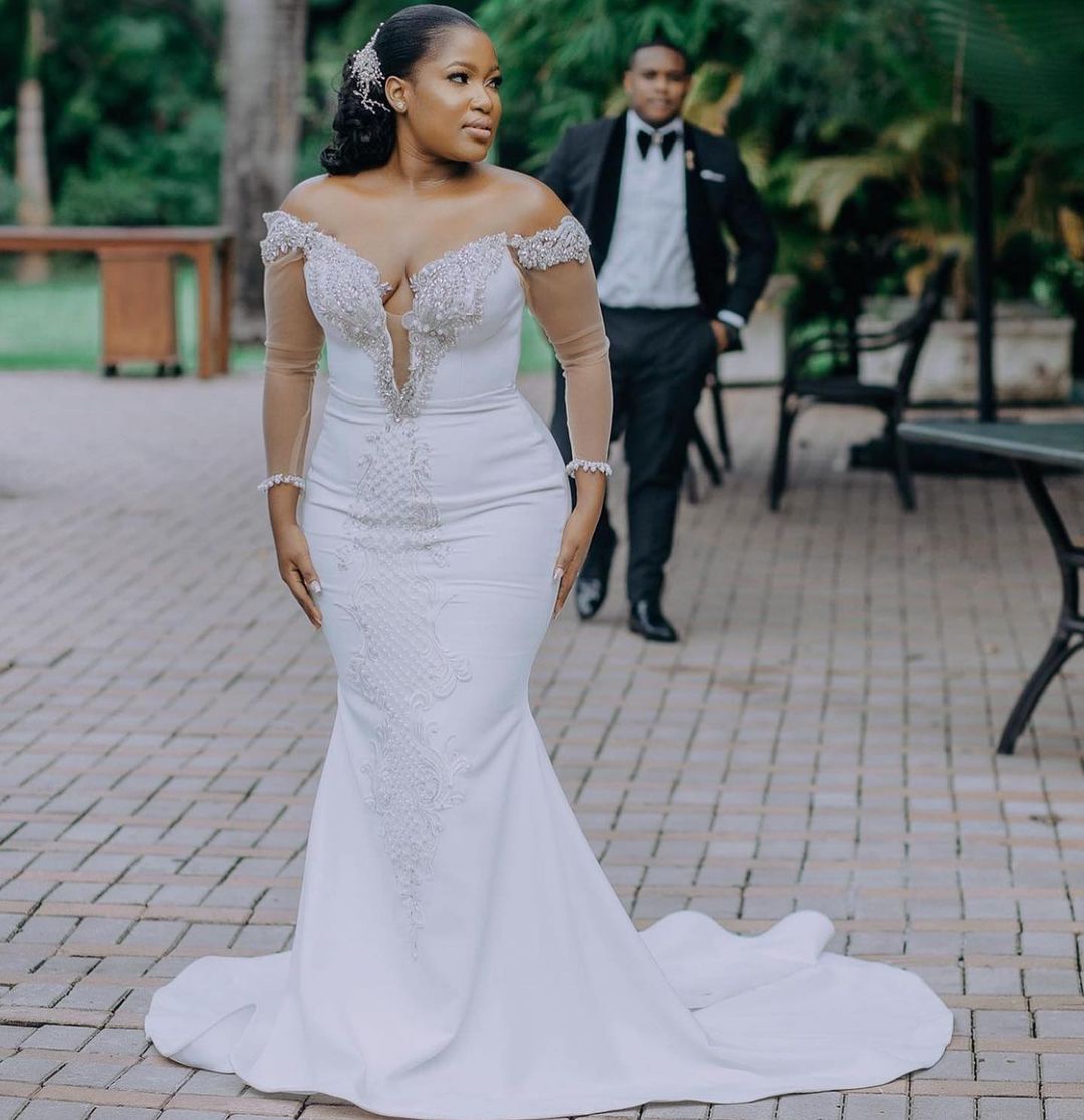 2022 Plus Size Arabic Aso Ebi Mermaid Lace Sexy Wedding Dress Beaded Crystals Vintage Satin Bridal Gowns Dresses ZJ775