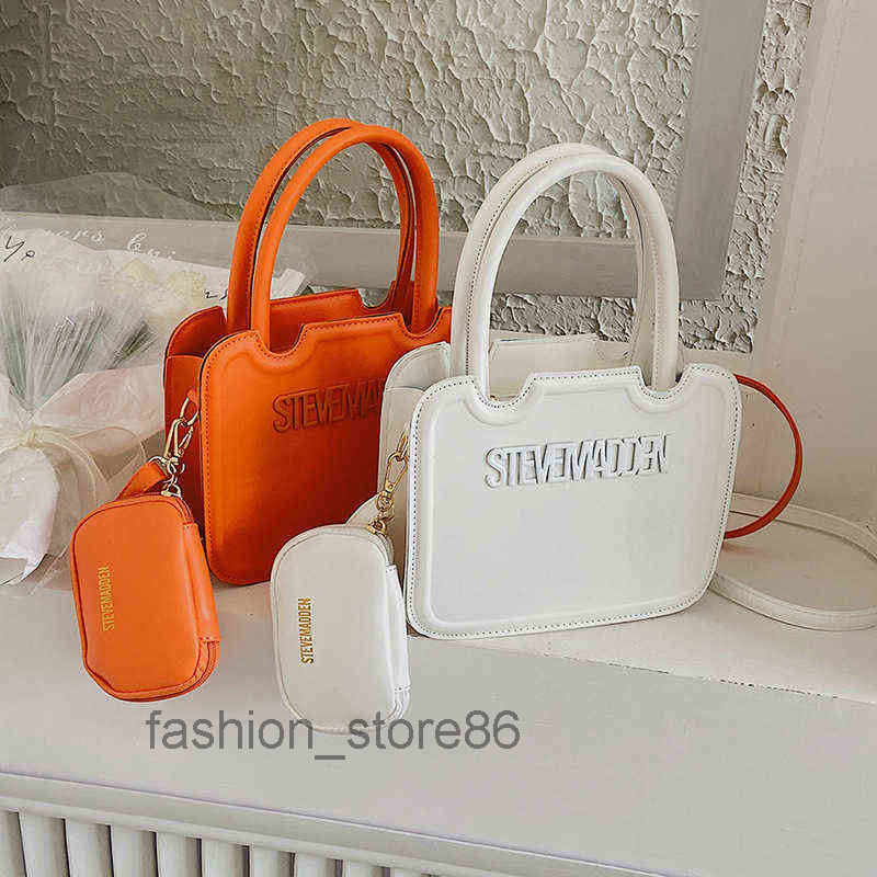 Designer bags Handbag Fashion bag Small Square Bag Summer New Trend Letter Printed Simple Sin
Designer bags Handbag Fashion bag Small Square Bag Summer New Trend Letter Printed Simple Sin