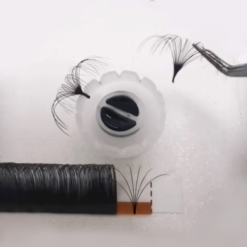 Abonnie Easy Fans Volume Lashes Extensions Auto Eyelashes False Flowering Fan Blooming Cilios 220524 
Abonnie Easy Fans Volume Lashes Extensions Auto Eyelashes False Flowering Fan Blooming Cilios 220524
