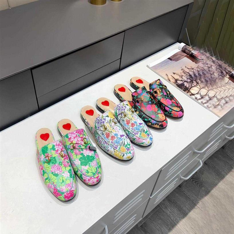2021 100% Leather men half slippers Princeton loafers soft cowhide Lazy women shoes Metal buckle beach slides Mules Princetown Cla344Z, 19
2021 100% Leather men half slippers Princeton loafers soft cowhide Lazy women shoes Metal buckle beach slides Mules Princetown Cla344Z, 19